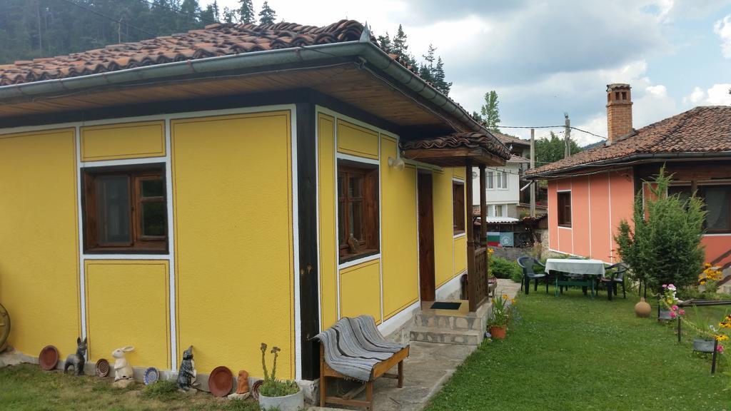 Mechta Guest House Koprivshtitsa Esterno foto