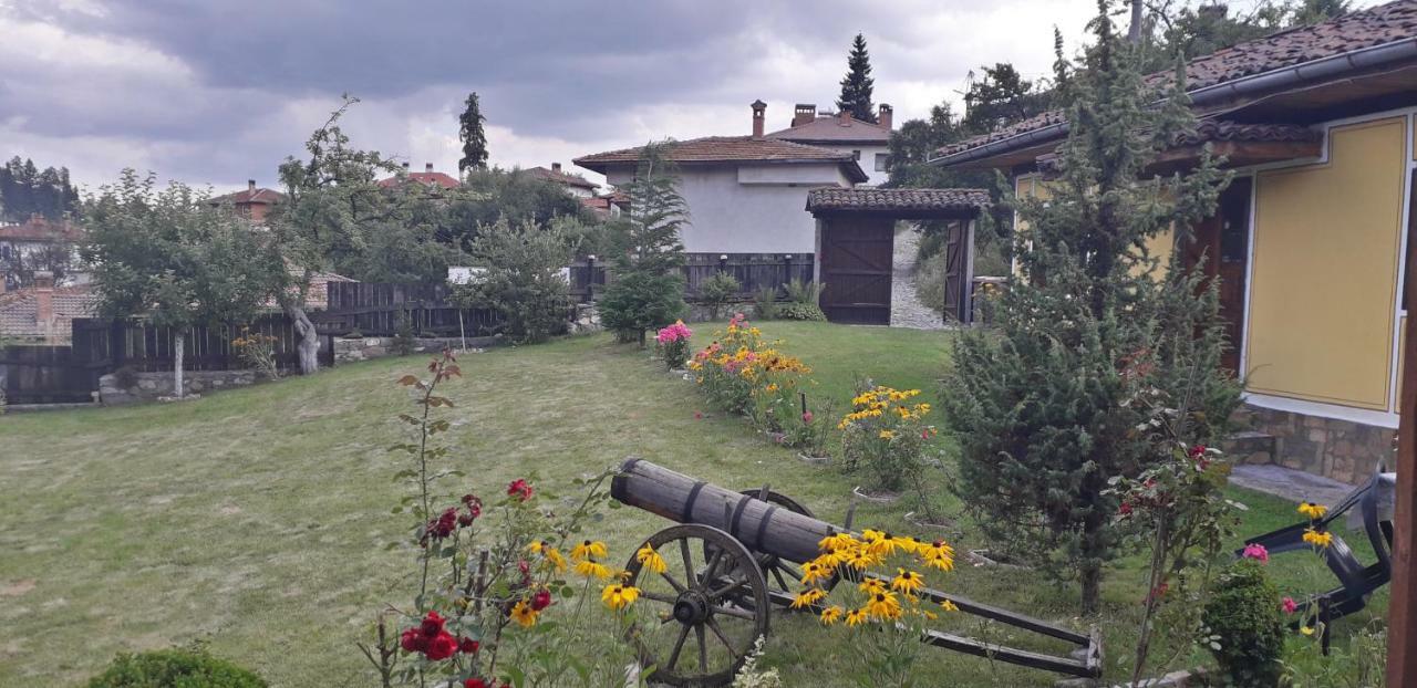 Mechta Guest House Koprivshtitsa Esterno foto
